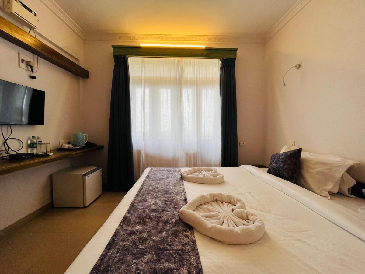 Nagas Hotel Satyavati モージム エクステリア 写真